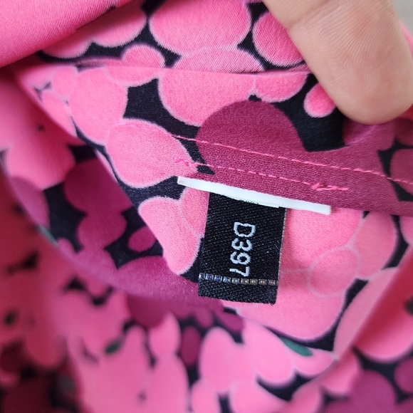 Kate Spade Pink and Black Floral Blouse - Picture 11 of 12